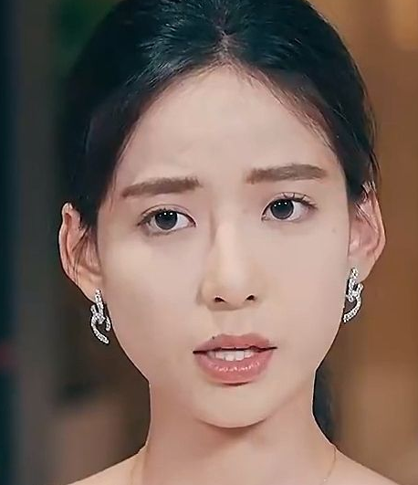 拒绝复婚高冷女总裁后悔了 第01集