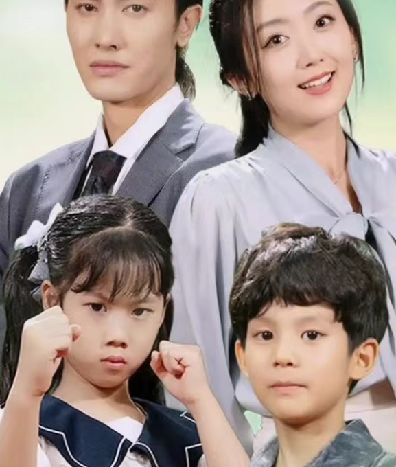 离婚后带着龙凤胎逼总裁跪马桶唱征服 第01集