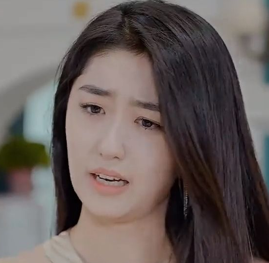 美女总裁欠我赊刀债 第01集